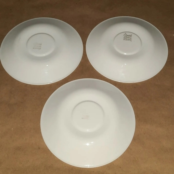 Corelle Plates Butterfly Gold - Picture 5 of 7